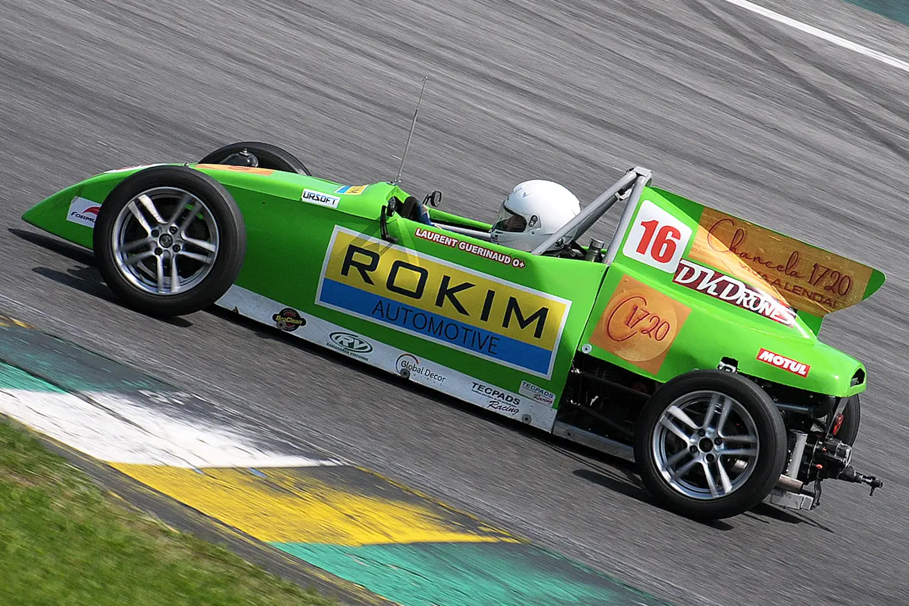 Laurent Guerinaud, piloto apoiado pela Rokim Automotive e campeão da Fórmula Vee 2020